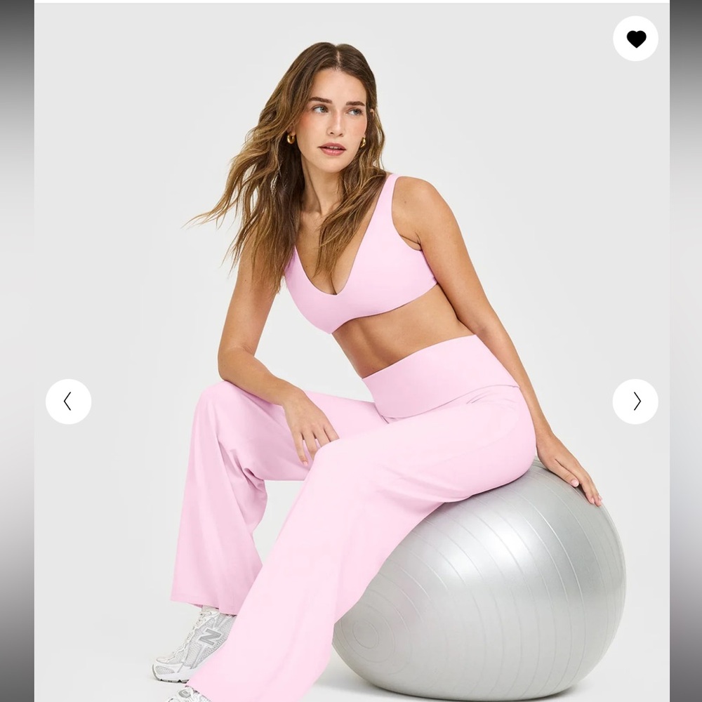 SOFTMOTION™ FOLD OVER STRAIGHT LEG BOTTOMS - Medium - long

Chalk Pink
Brand new